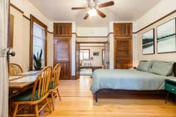 Craftsman Cabin - Historic Dtwn Avenues Apartment00