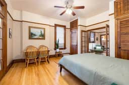 Craftsman Cabin - Historic Dtwn Avenues Apartment00