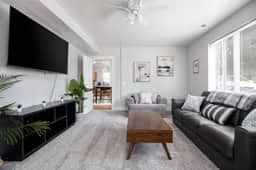 Historic Avenues Two Bedroom Suite!