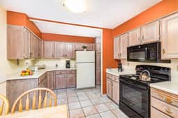 Spacious Townhome At Base of Cottonwood Canyons - Image 4