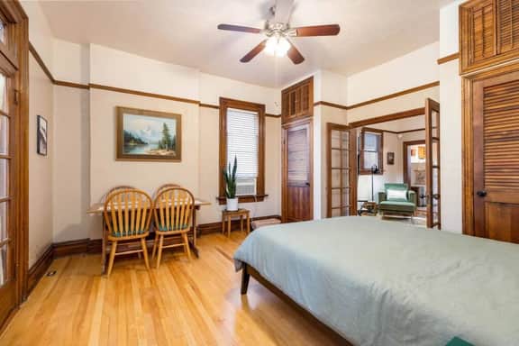 Craftsman Cabin - Historic Dtwn Avenues Apartment00
