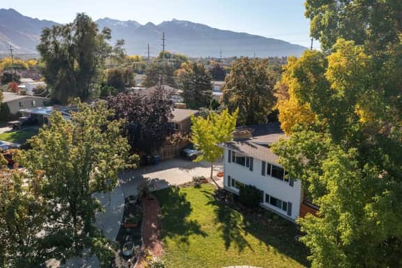 Lower Murray Cottonwood Circle - Close to Skiing!