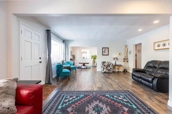 Wasatch Cottonwood Canyons Cottage-HotTub, PoolTable, Skier's Dream!