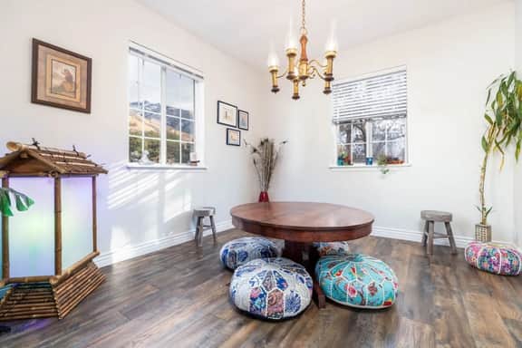 Wasatch Cottonwood Canyons Cottage-HotTub, PoolTable, Skier's Dream! - Image 5