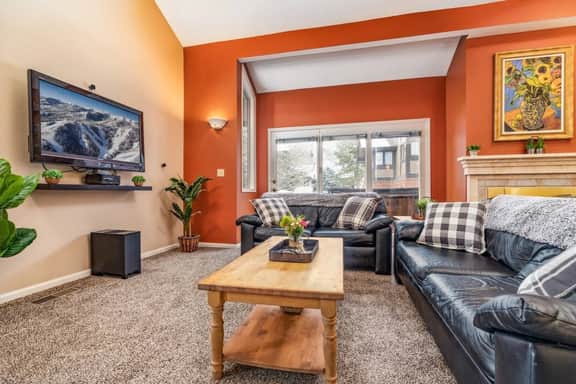 Spacious Townhome At Base of Cottonwood Canyons - Image 2