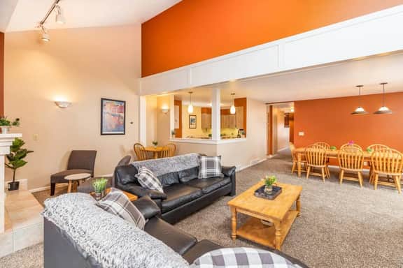 Spacious Townhome At Base of Cottonwood Canyons - Image 5