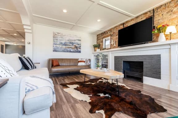 Cottage on Main - Only Minutes to Downtown SLC!