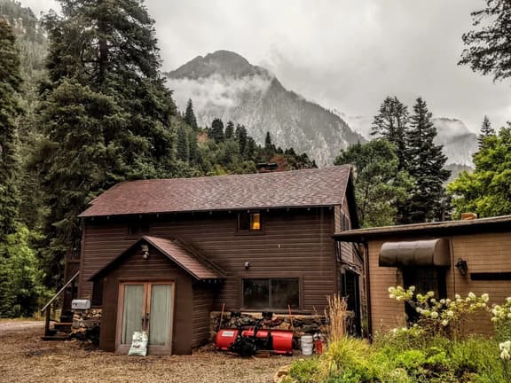 Mountain Apartment Located in BigCottonwood Canyon